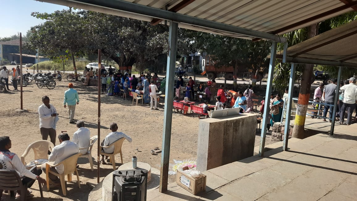 School News :घिगेवाडीत बाल चिमुकल्यांनी भरवला आठवडी बाजार