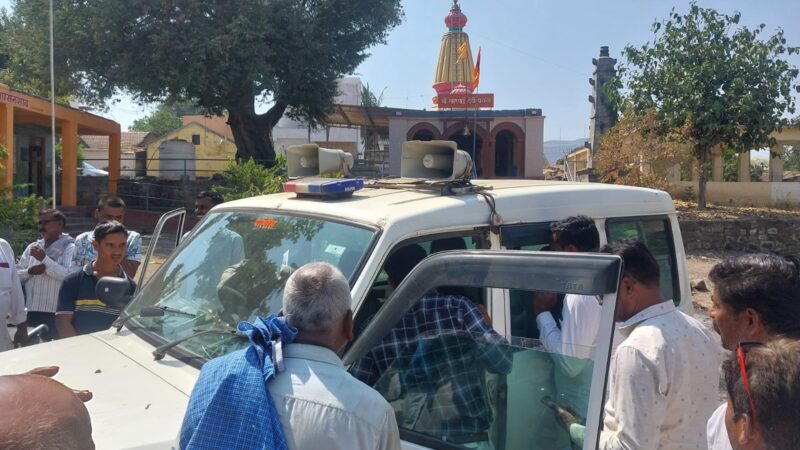 Satara News शेतात टरबूज चोरायला आला अन चोरटा रंगेहाथ सापडला, थेट पोलिसांच्या ताब्यात 3 Satara News शेतात टरबूज चोरायला आला अन चोरटा रंगेहाथ सापडला, थेट पोलिसांच्या ताब्यात