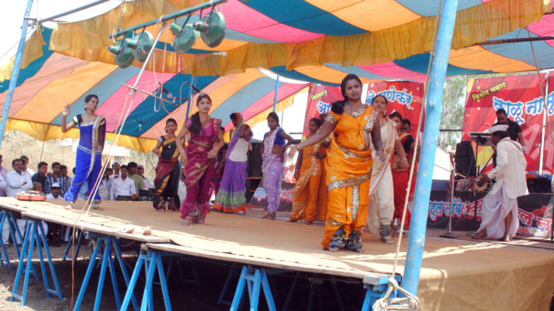 Yatra 2026:कोरेगाव तालुक्यात यात्रेचा हंगामाला सुरुवात, ढोल-लेझीमचा गजर आणि चुलीवरच्या मटण-भाकरीची लज्जत!