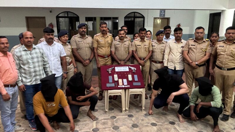 Baramati Breaking News पोलिसांचा ‘सिंघम’ स्टाईल थरार! रिव्हॉल्व्हरच्या धाकावर व्यापाऱ्याला लुटणाऱ्या टोळीच्या मुसक्या आवळल्या