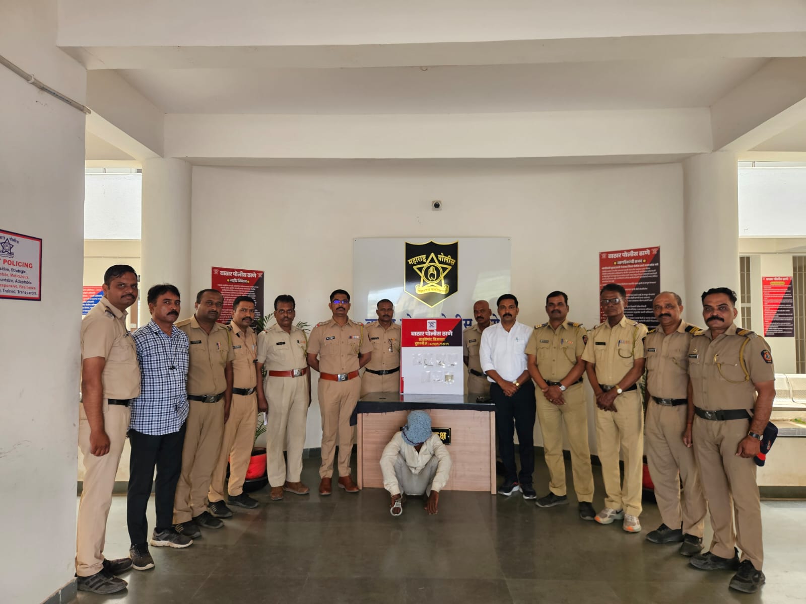 CRIME NEWS डीपी चोरीत पकडला आणि घरफोडीचा सूत्रधार निघाला, वाठार पोलिसांकडून घरफोडी उघडकीस 1 CRIME NEWS डीपी चोरीत पकडला आणि घरफोडीचा सूत्रधार निघाला, वाठार पोलिसांकडून घरफोडी उघडकीस