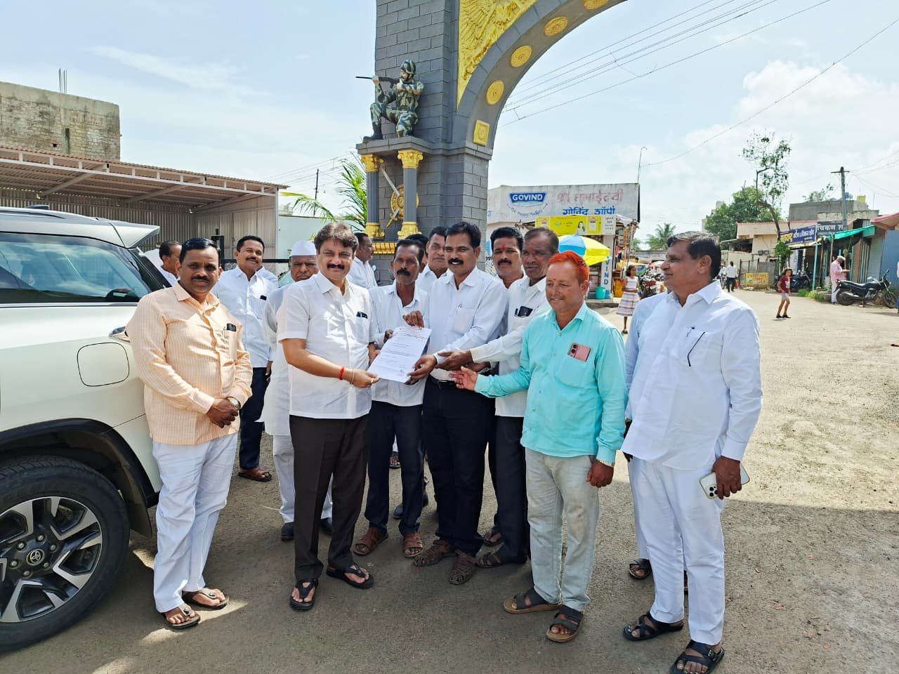Nitin Patil Rajya Sabha MP News: घिगेवाडीच्या विकासासाठी खासदार नितीन पाटील यांना साकडे; विविध विकासकामांसाठी सरपंचांची निवेदनाद्वारे मागणी!