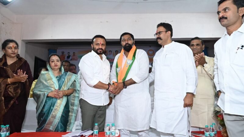 SATARA BIG NEWS: ‘दुष्काळी कोरेगावची ओळख विकासकामांतून बदलणार’ – ग्रामविकास मंत्री जयकुमार गोरे 2 SATARA BIG NEWS: ‘दुष्काळी कोरेगावची ओळख विकासकामांतून बदलणार’ – ग्रामविकास मंत्री जयकुमार गोरे