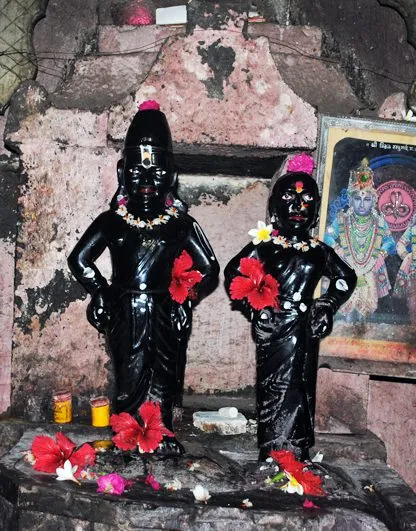 Vitthal Temple: पाहावं असे वास्तूकलेचे देखणं वैभव, सातारा जिल्ह्यातील देऊरचे पुरातन विठ्ठल मंदिर, 5 vittal mandir photo